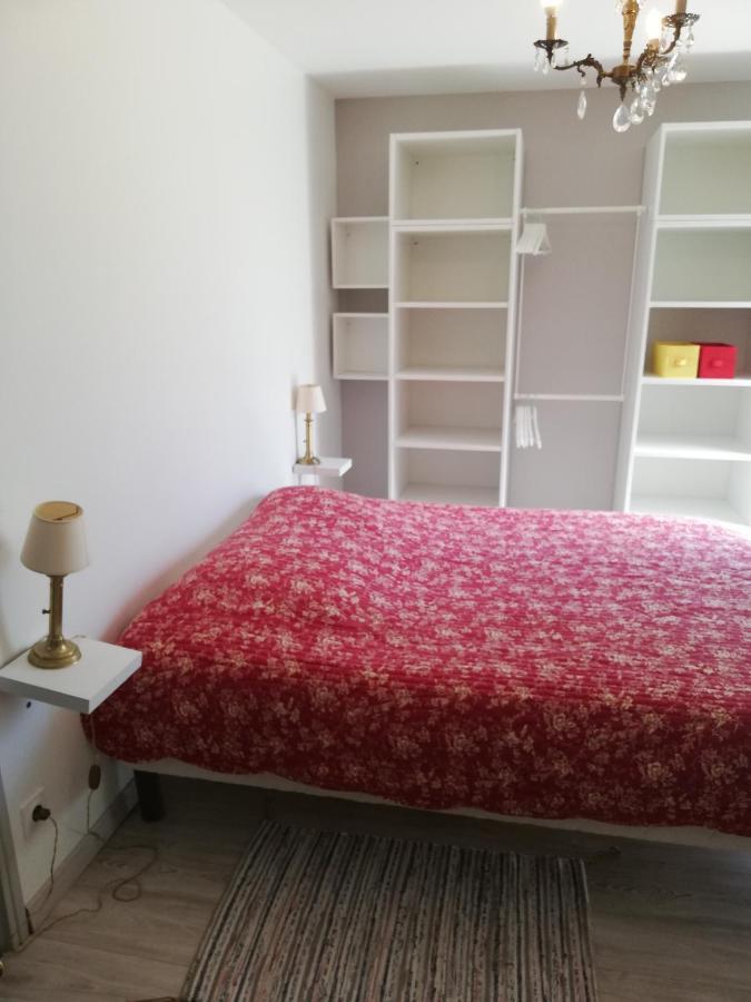 Appartement De Plain Pied Dans La Verdure Yerres Esterno foto