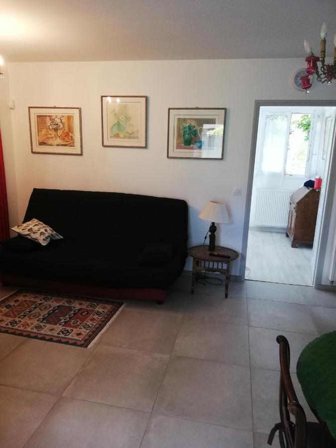 Appartement De Plain Pied Dans La Verdure Yerres Esterno foto